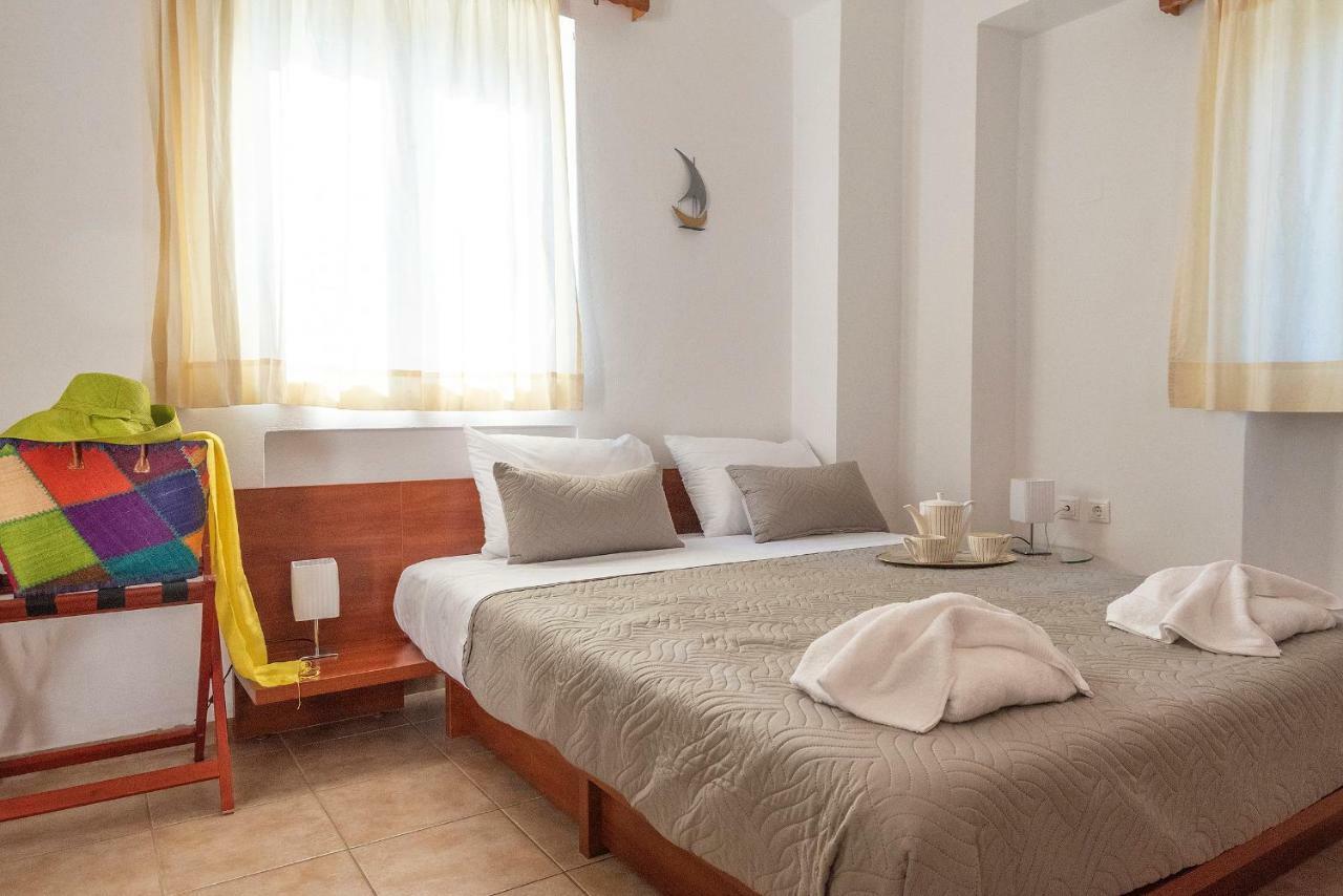 Camara Studios Chrissi Akti Chania Exterior foto