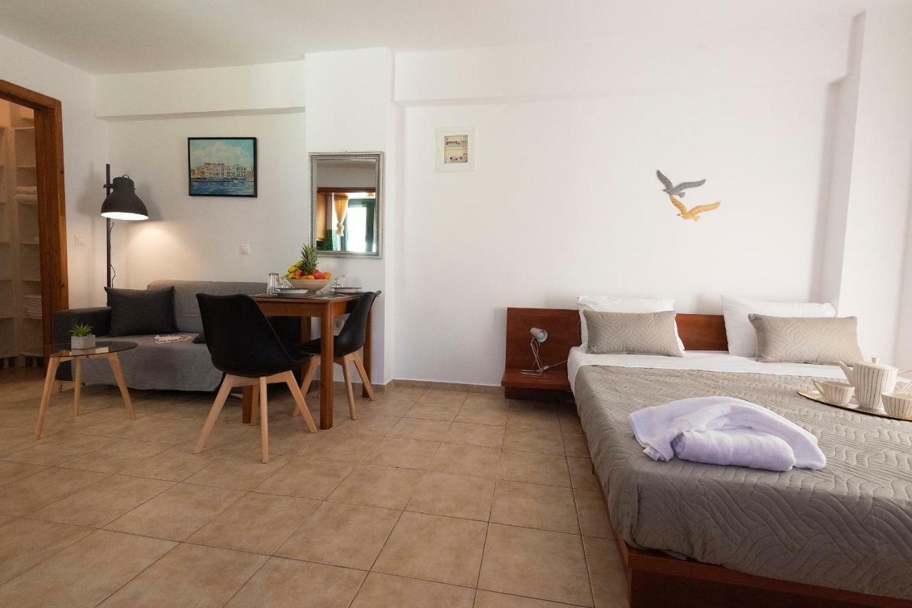 Camara Studios Chrissi Akti Chania Exterior foto