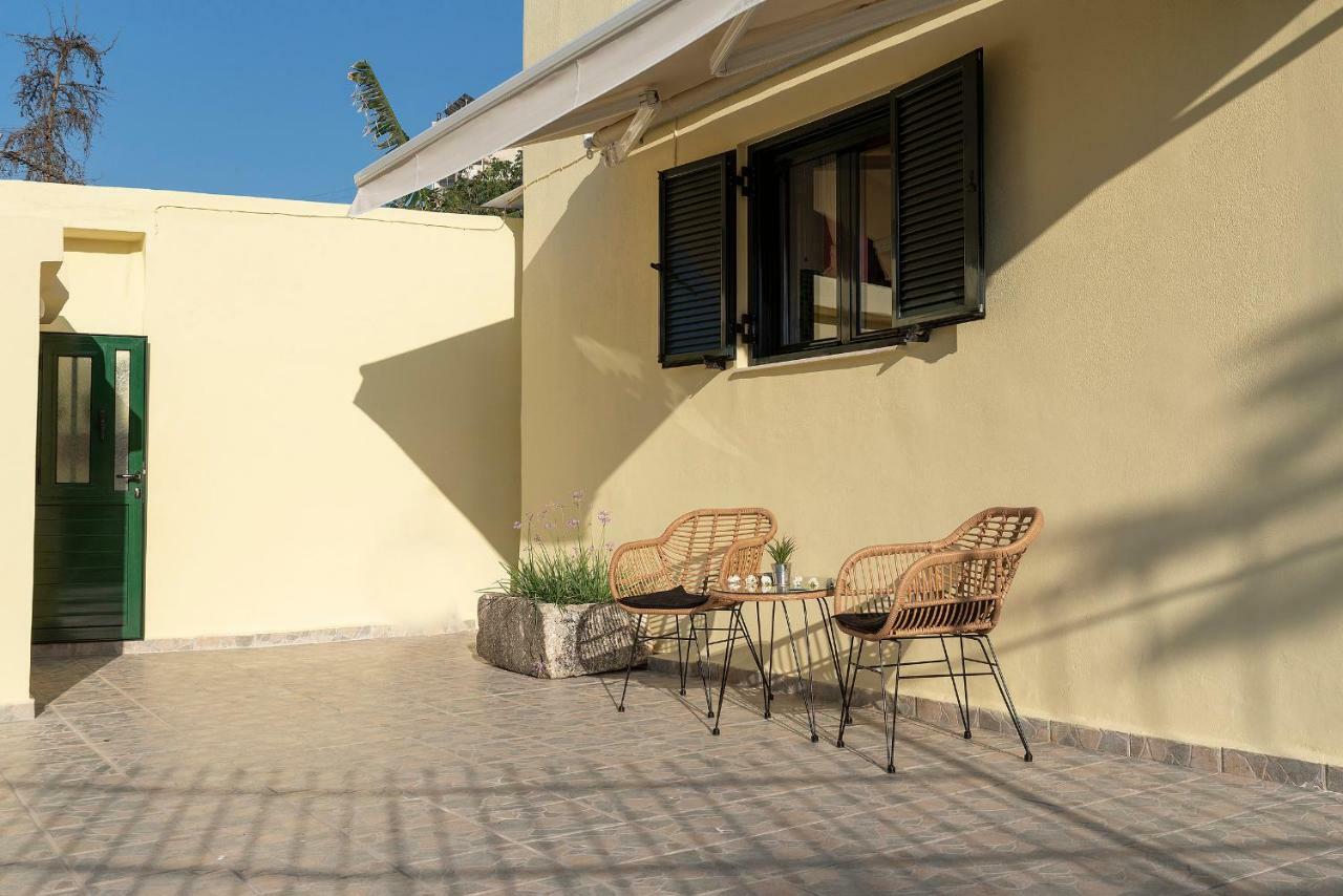 Camara Studios Chrissi Akti Chania Exterior foto