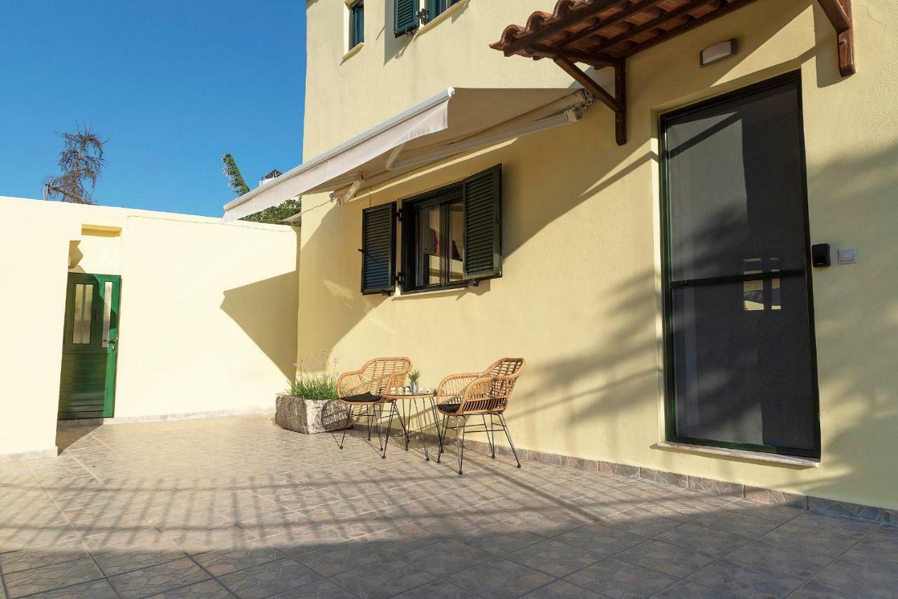 Camara Studios Chrissi Akti Chania Exterior foto