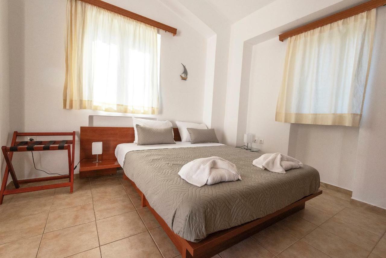 Camara Studios Chrissi Akti Chania Exterior foto